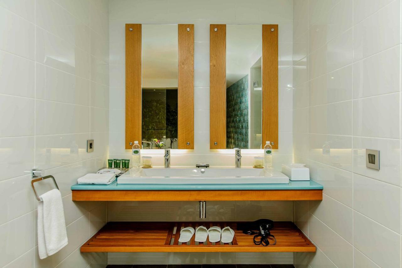 Pecatu Phocea Golf View Villa By Premier Hospitality Asia מראה חיצוני תמונה