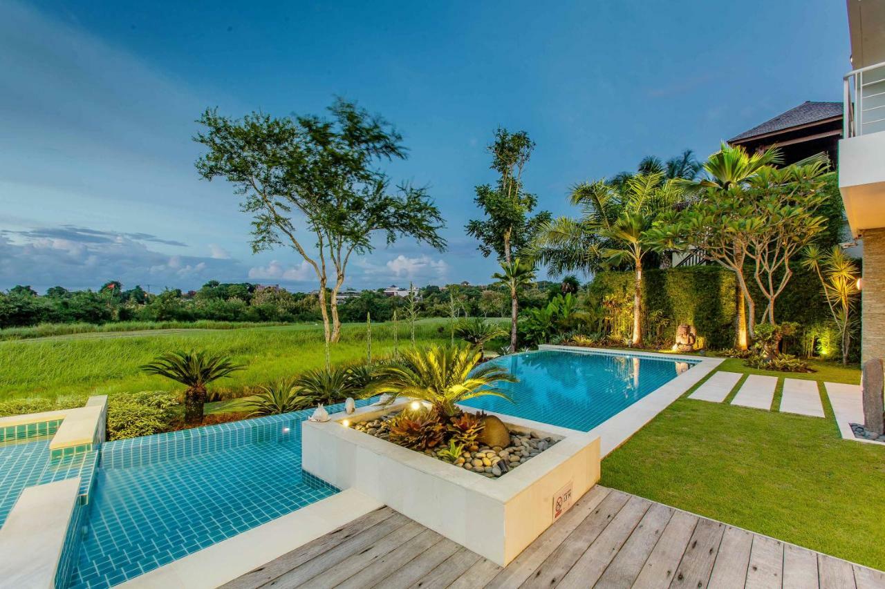 Pecatu Phocea Golf View Villa By Premier Hospitality Asia מראה חיצוני תמונה